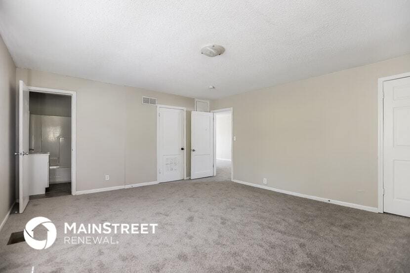 Building Photo - 12401 E 59th St