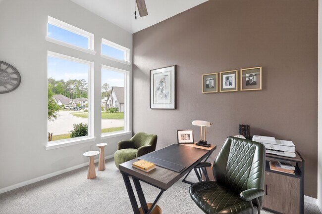 Building Photo - 21967 Gateway Arch Dr