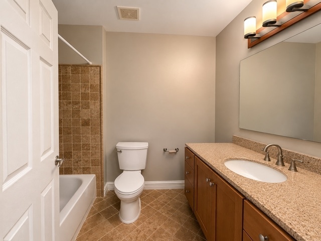 Building Photo - 82 Holmes Way