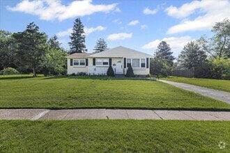 Building Photo - 116 Barclay Dr