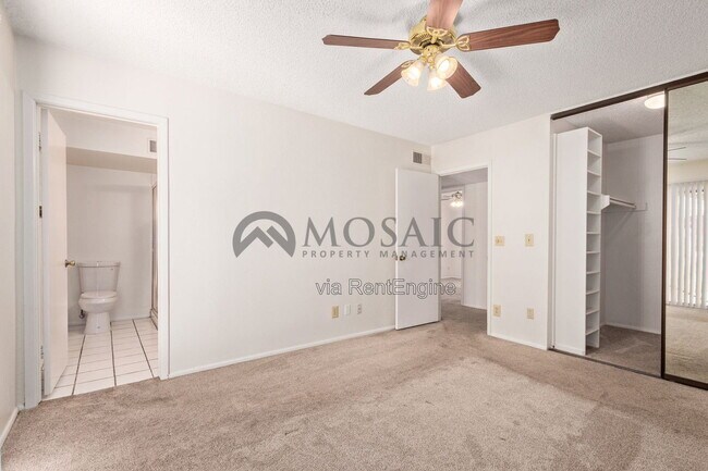 Building Photo - 3841 W Bluefield Ave