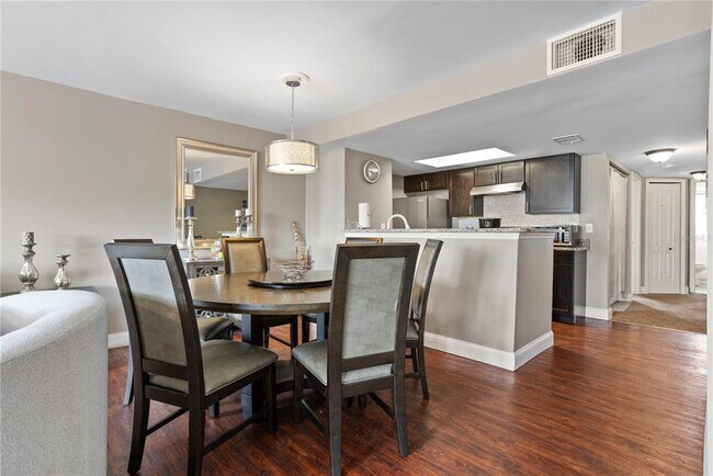 Building Photo - 2749 N Poinciana Blvd