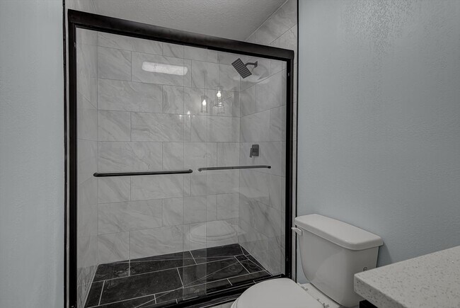 Building Photo - 5702 Golden Grove Ln