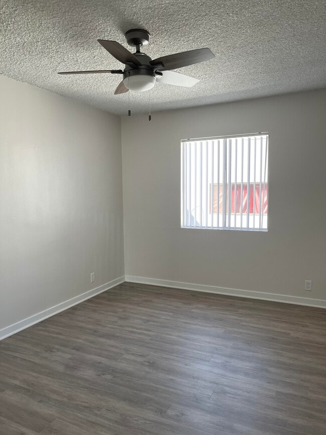 Building Photo - 6719 Woodman