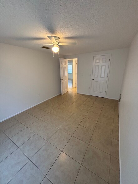 Building Photo - 4209 79th St W