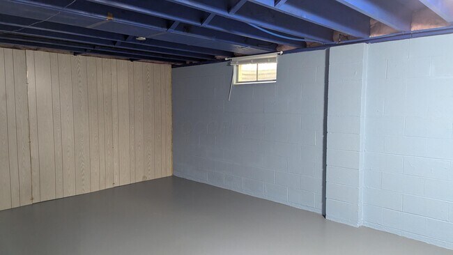Building Photo - 3713 Arnelle Rd