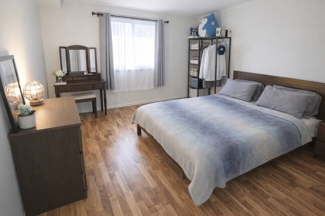 Building Photo - 9950 Treetop Dr