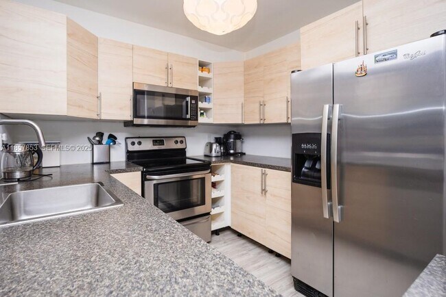 Building Photo - 501 Three Islands Boulevard