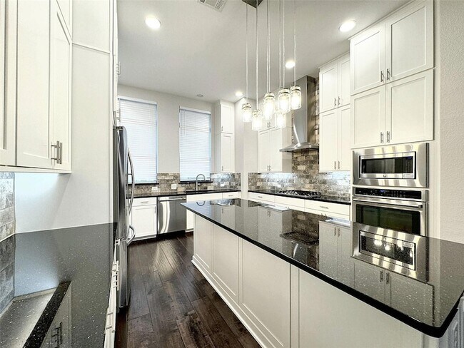 Building Photo - 1367 Branchwood Pl