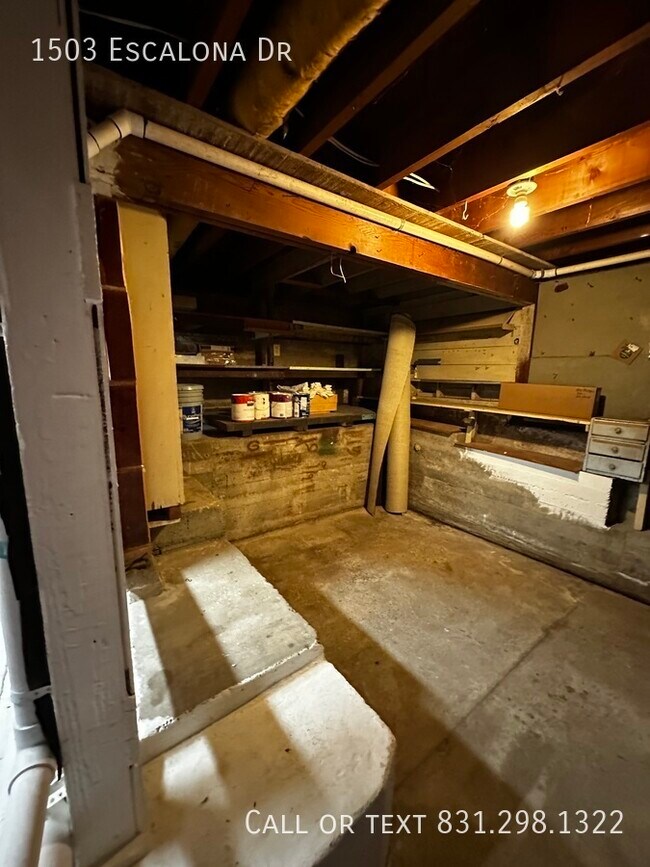 Building Photo - west side charm with garage