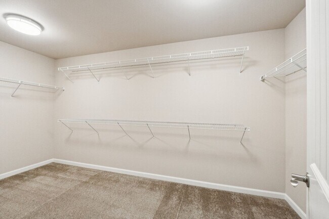 Building Photo - Well maintained 4-Bedroom 2.5 bath Graham home w/ Multiple Living Areas