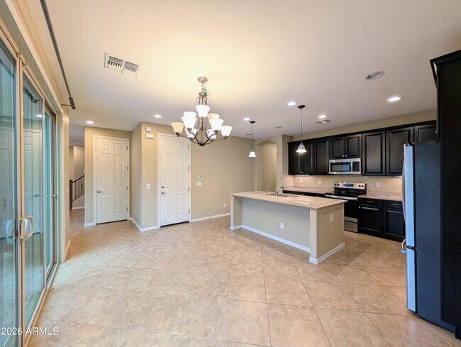 Building Photo - 923 S Osborn Ln