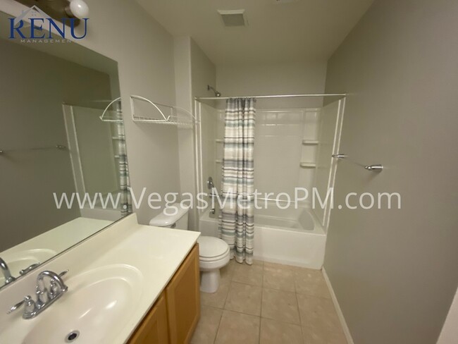Building Photo - Rhodes Ranch 3 Bedroom Available Now
