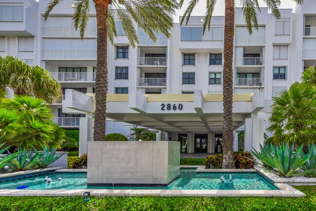 Building Photo - 2860 S Ocean Blvd