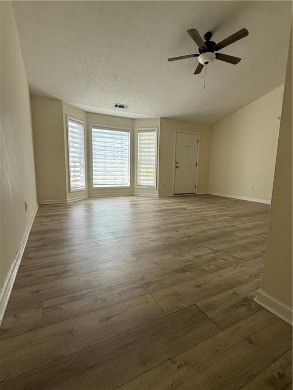 Building Photo - 10580 Bridgemor Dr