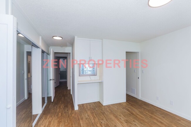 Building Photo - a 2 bedroom, 1.5 bath condo for rent at Ka...