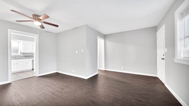 Building Photo - 5532 Eskridge St