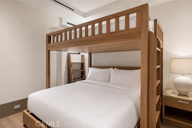 Building Photo - 716 The Strand