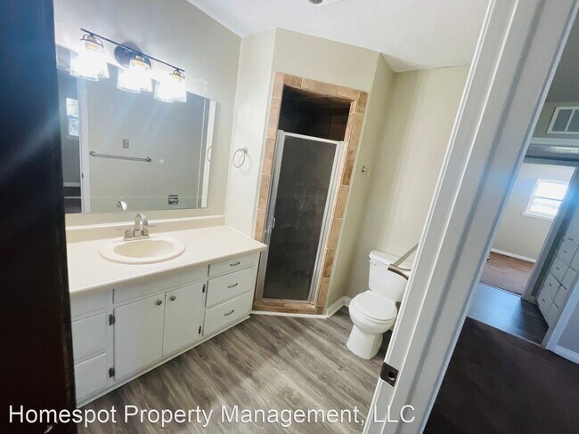 Building Photo - 3 br, 2 bath House - 1479A S Roosevelt Rd 5