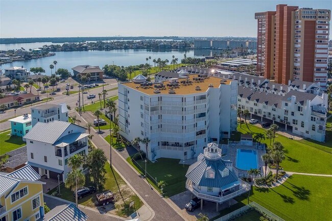 Building Photo - 17980 Gulf Blvd