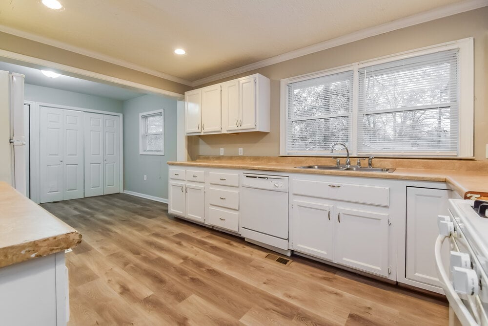 Building Photo - 5578 Owens Dr