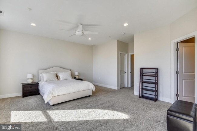 Building Photo - 1222 Main Line Blvd