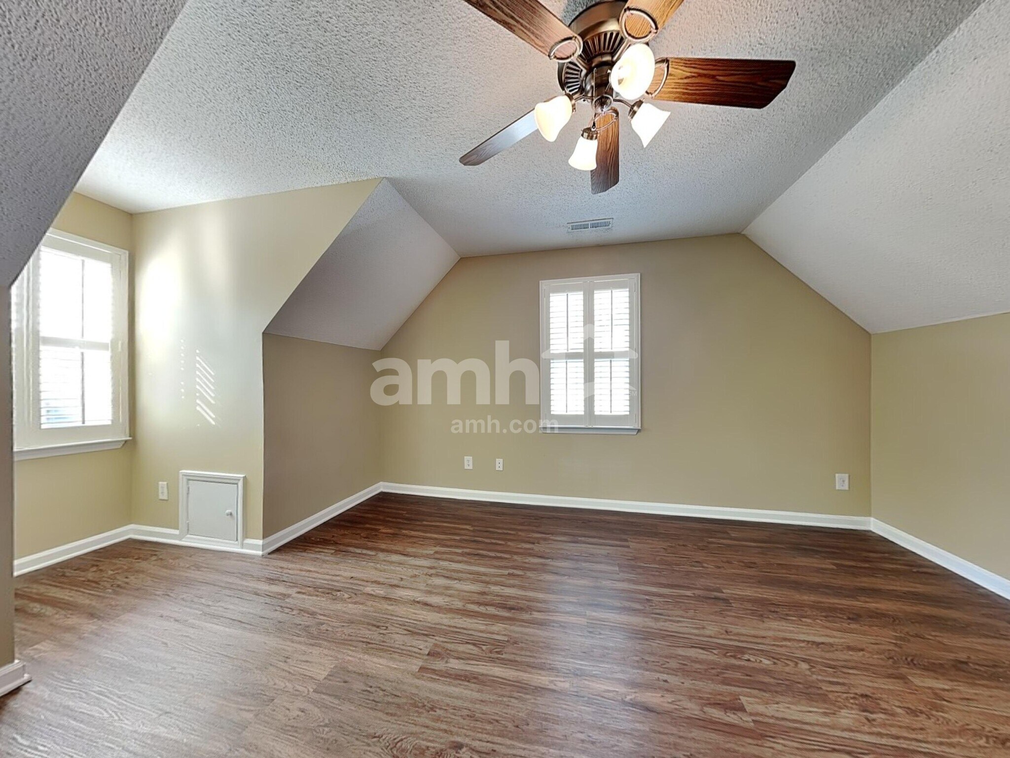 Building Photo - 582 Cotton Brook Dr