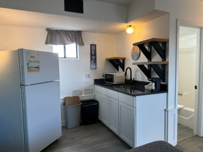 Building Photo - 147 Ashworth Ave