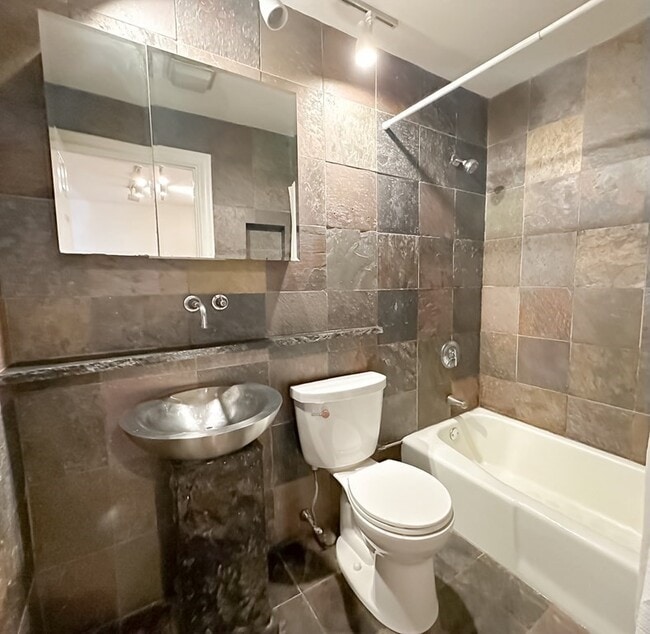 Building Photo - 532 Massachusetts Ave