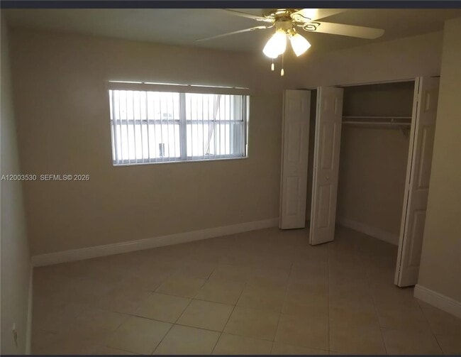 Building Photo - 6709 N Kendall Dr