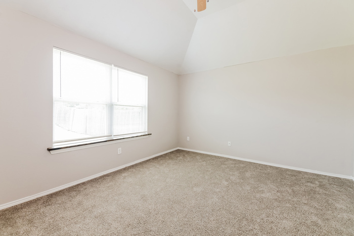 Building Photo - 2534 Paseo Paraiso