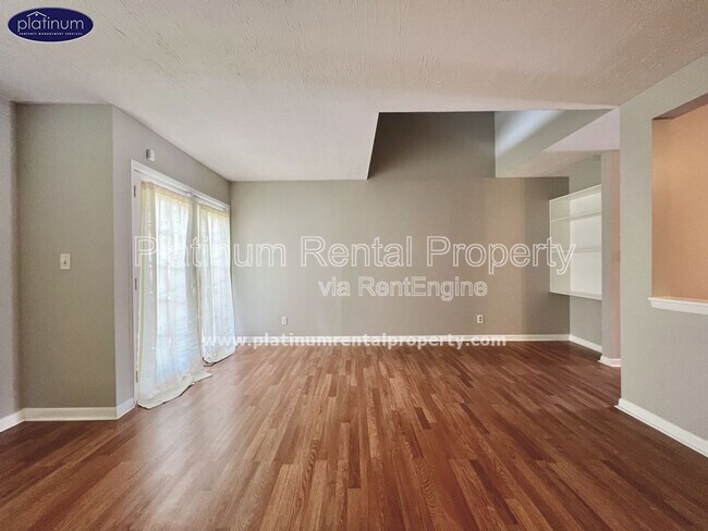 Building Photo - 63 Sandalwood Cir