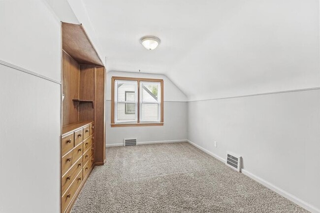 Building Photo - 7805 Hipp St