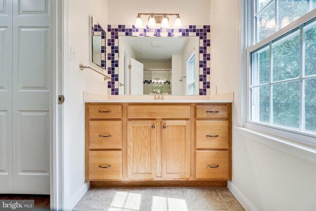 Building Photo - 4809 Tabard Pl