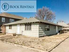 Building Photo - 228 E 5th Ave