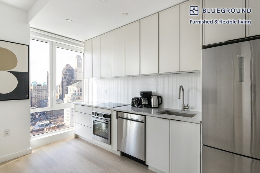 Building Photo - 150 Lawrence St