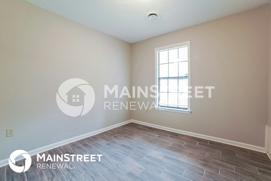 Building Photo - 6552 Gadwall Dr N