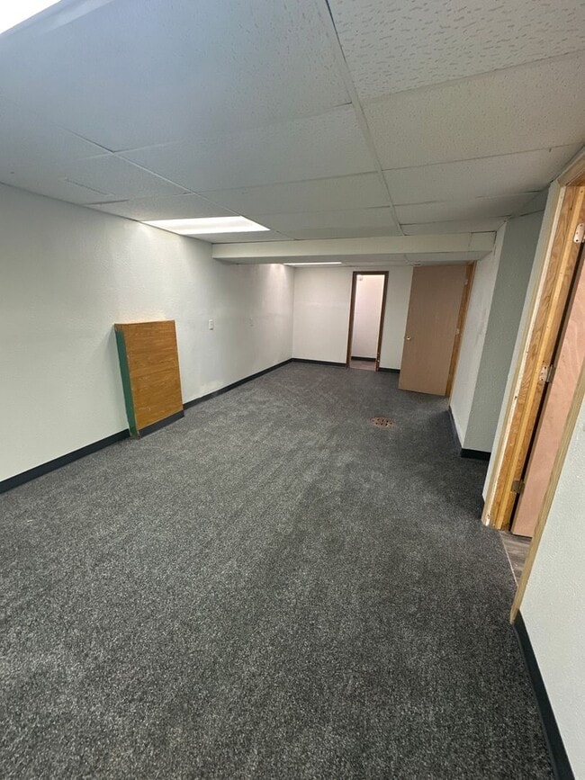 Building Photo - 805 2nd Ave SW