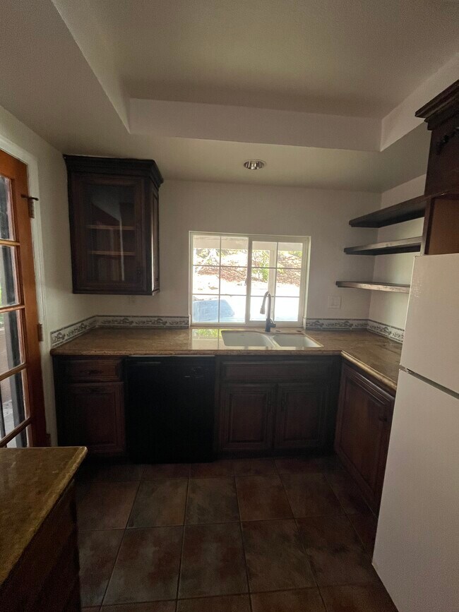 Building Photo - 12727 Shenley St