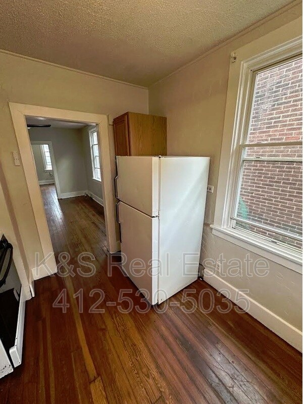 Building Photo - 1212 Holmes St