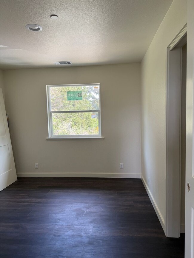 Building Photo - 6442 Aspen Way