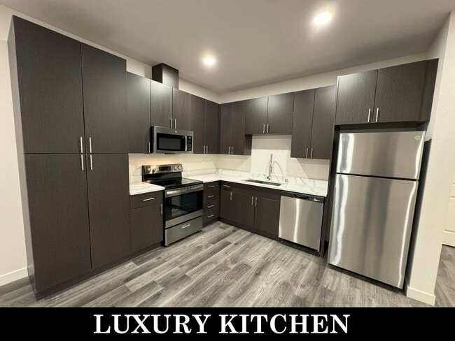 Building Photo - 1411 Bella Rose – Huge 1780 sqft