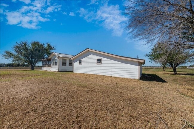 Building Photo - 13817 Abrahamson Ct