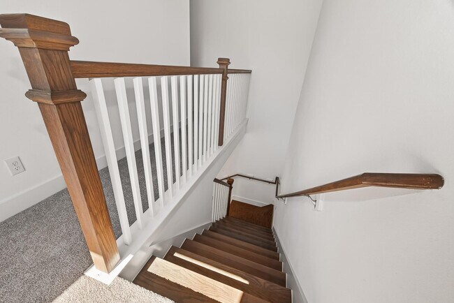 Building Photo - 5304 Lynnfield St