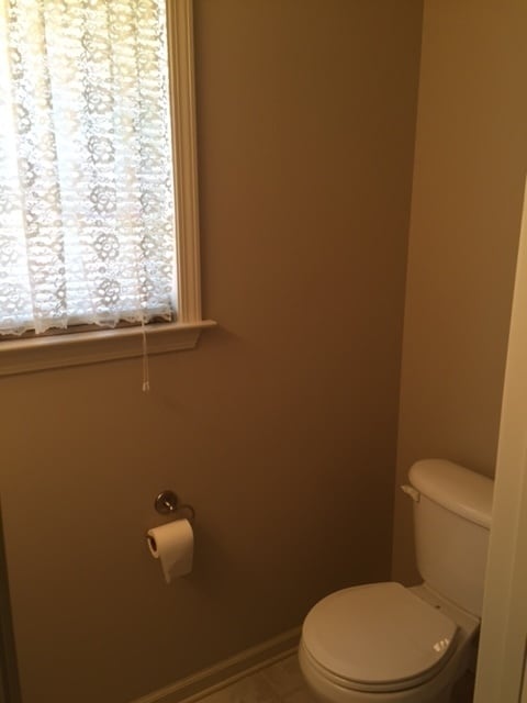 Building Photo - UNDER REPAIR!