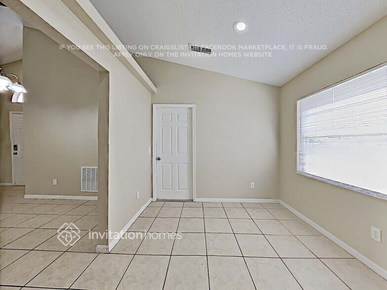 Building Photo - 16524 Golden Eagle Blvd