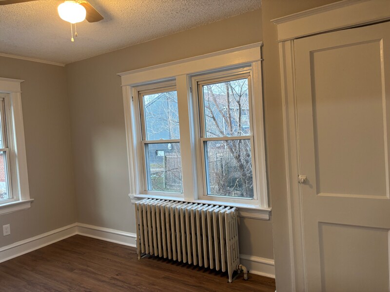 Building Photo - 105 Avon Ave