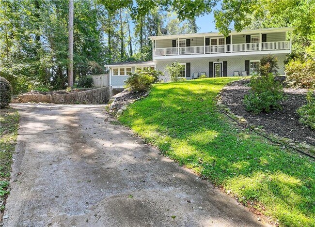 Building Photo - 1708 Childerlee Ln NE