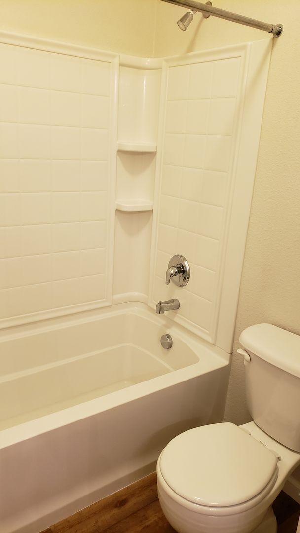 Building Photo - PRICE JUST REDUCED, ONLY $2,400 PER MONTH WITH A MOVE IN SPECIAL OF 1/2 OFF THE 1ST MONTH RENT FO...