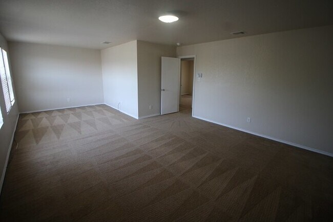 Building Photo - 9822 Barhill Bay